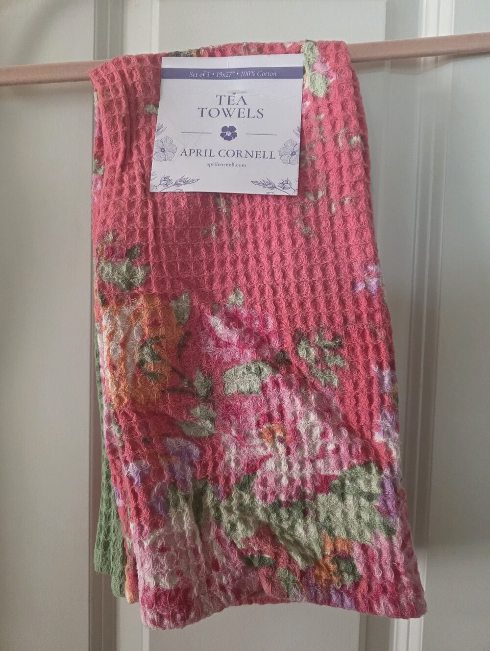 April Cornell Coral Pink Floral Waffle Tea Towel (3)